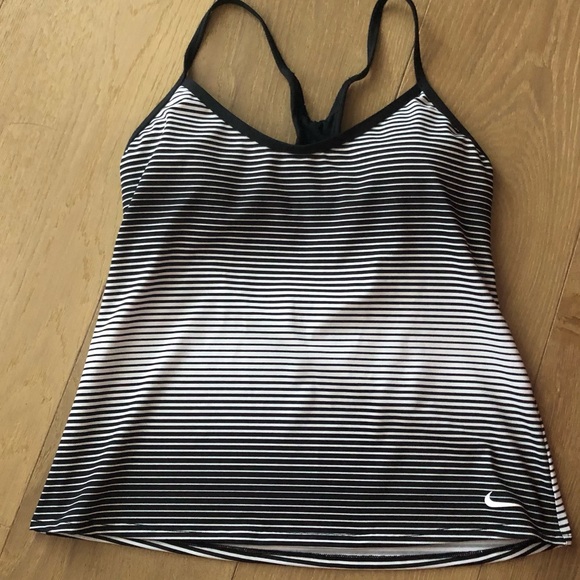 Nike Racerback tankini swim top - Picture 6 of 9